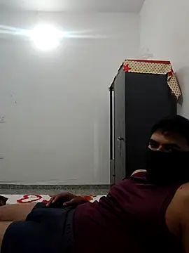 Amit22122 online show from December 4, 5:09 pm