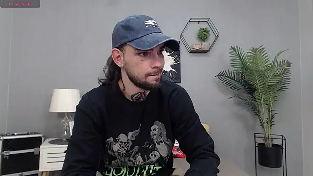 KaneHunter online show from February 25, 9:16 pm