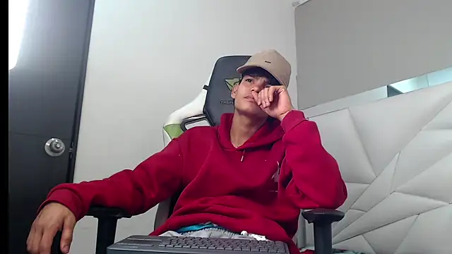 Lil babyyy  online show from December 21, 3:36 am