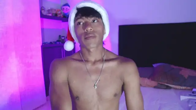 santinaughty online show from December 1, 4:26 am