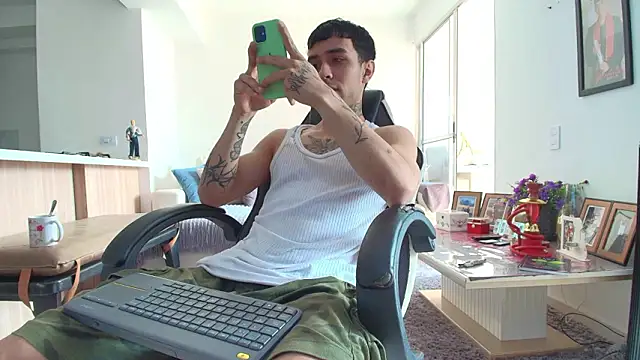 liorvante online show from February 17, 3:11 pm