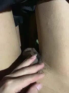 anh-soi123 online show from April 5, 11:56 pm