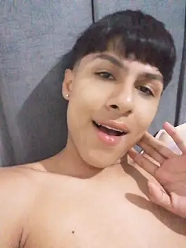 StormLuxX online show from February 6, 11:45 pm