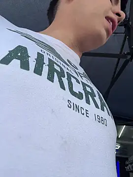 Johan stick online show from December 3, 4:46 pm