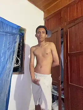 Snapshot of Colombians- chatting on March 30, 4:24 am Colombians- online show from March 30, 4:24 am