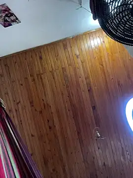 Snapshot of Colombians- chatting on February 9, 8:13 pm Colombians- online show from February 9, 8:13 pm