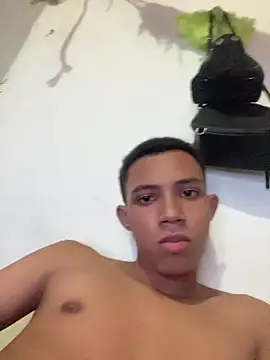 Snapshot of Colombians- chatting on February 24, 4:35 am Colombians- online show from February 24, 4:35 am