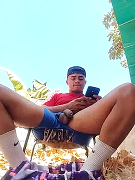 youngboypiss online show from February 22, 4:19 pm