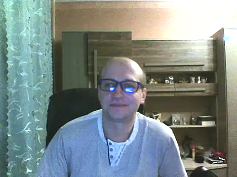 Egorij83 online show from December 3, 6:30 am