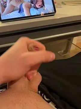 hannes256102 online show from March 8, 8:02 pm