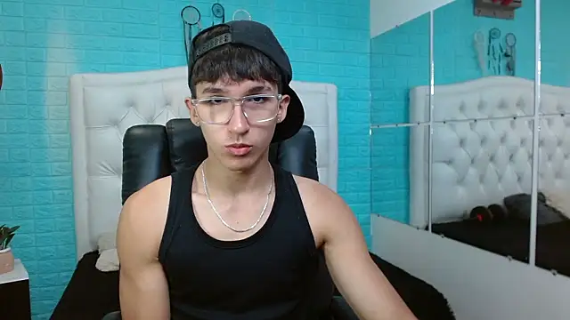 jeremy job online show from March 30, 12:28 pm