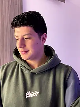 Goldenknight33 online show from January 6, 1:59 pm