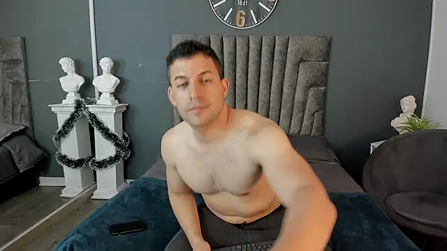 ryan  mckenna online show from December 18, 9:44 pm