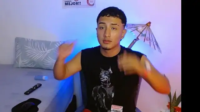 kyro estrada online show from March 5, 10:17 pm