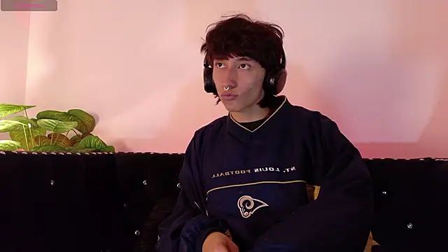 Cody Bloom online show from March 12, 4:42 am