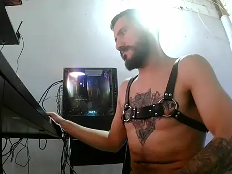 jhonduglas online show from April 1, 5:09 am