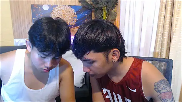 dylan hardfucker online show from January 18, 5:26 pm