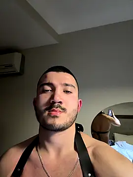 carloos593 online show from December 17, 6:58 pm