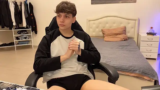 Matthew  Cooper online show from December 18, 8:16 pm