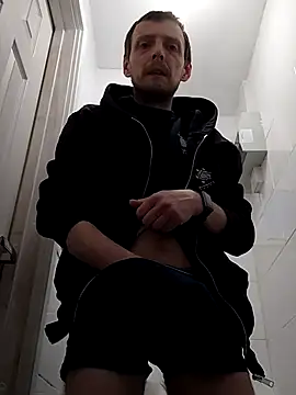 CrookedBunk3527 online show from April 14, 4:56 am