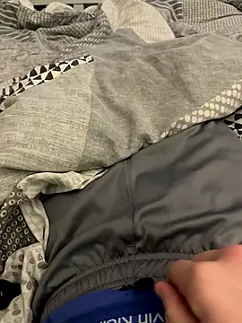 harrygeorge18 online show from January 7, 10:37 pm