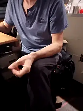 Quebec46 online show from April 14, 9:25 pm