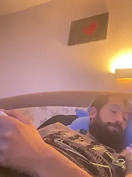 hornysneyhey online show from December 17, 10:05 pm