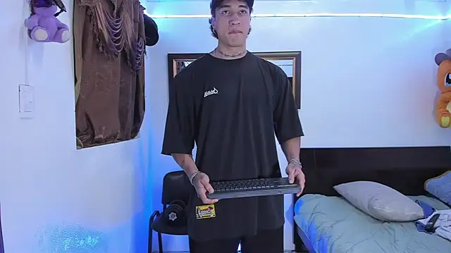 Bull  fit online show from February 1, 4:11 am