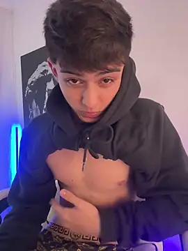 lian fooxx online show from April 1, 4:14 am