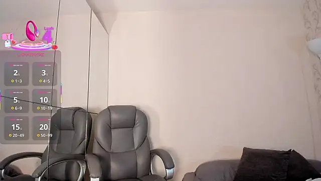  TaylorBlack online show from March 24, 11:59 am