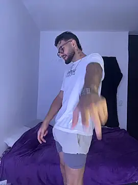 thedragonboyxxx online show from December 21, 4:31 am