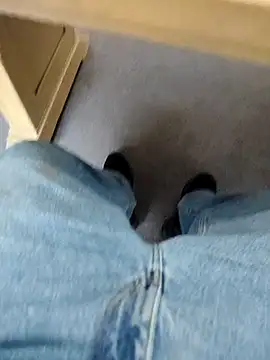 joaquinvaladez online show from April 18, 8:31 pm