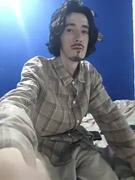 sk8-boy online show from March 25, 11:20 pm