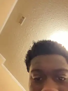 keweebbc online show from December 17, 12:18 am