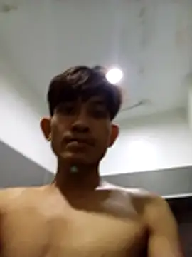 spitspittonmyface online show from December 17, 10:38 pm