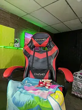 JustynAle2025 online show from January 10, 4:50 am