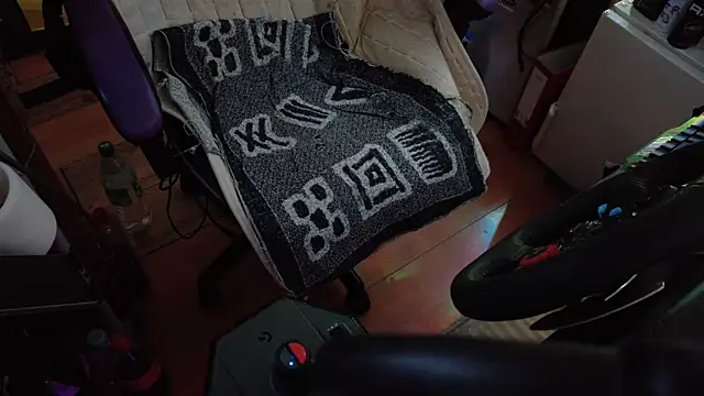 Gay-Versaut online show from March 8, 8:57 pm