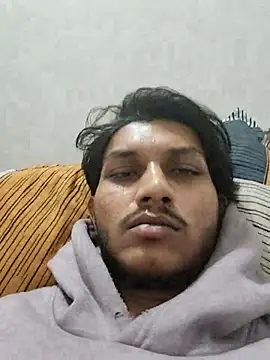 Alberto 69000 online show from December 18, 5:03 am