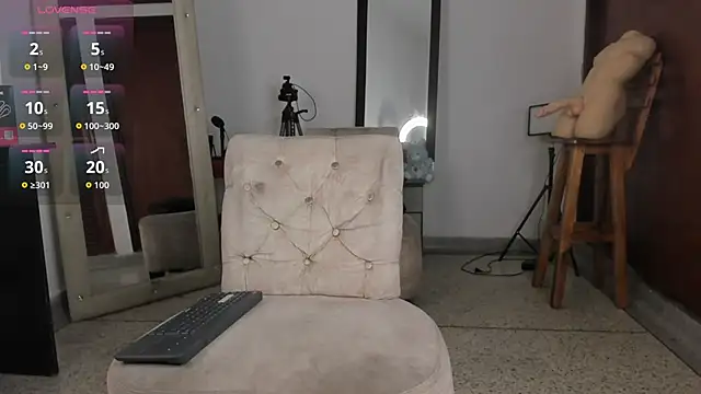 Victor LatinBoy online show from April 11, 6:31 am