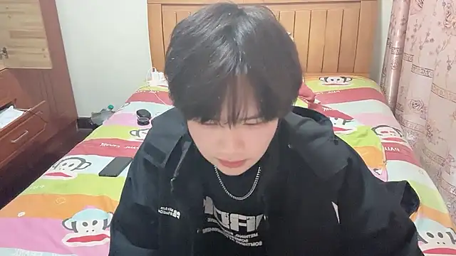 junnan001 online show from February 25, 11:00 am