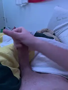 germanteenagerX online show from December 22, 6:49 pm