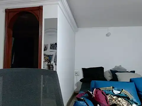 gonzzohunterr online show from April 28, 3:44 am