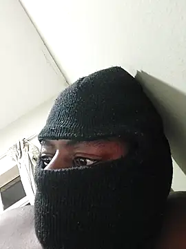 Bra-G online show from April 15, 7:58 pm