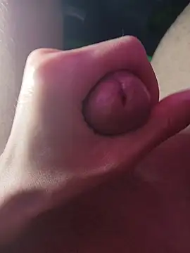 TrebleShebeen online show from March 30, 1:17 am