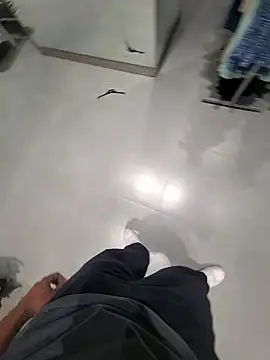 jerryrooh69 online show from April 7, 1:44 pm