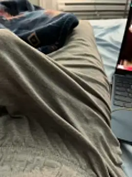 elpapigrande12 online show from February 1, 5:06 am