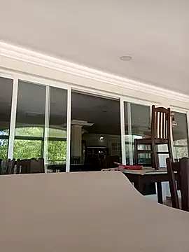 cospileite online show from March 30, 9:43 am