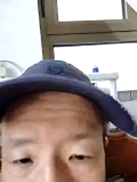 woxihuanzheli123 online show from March 18, 3:53 am