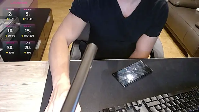 sensualman90 online show from April 10, 9:33 pm