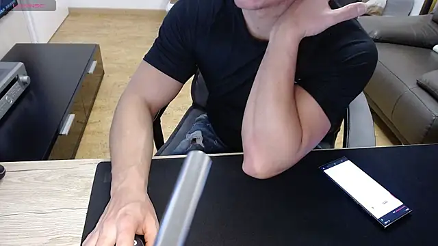 sensualman90 online show from April 17, 10:34 pm